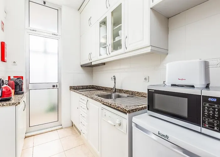 Hopstays Dragao - 120 M From Sao Roque Park Apartament Porto