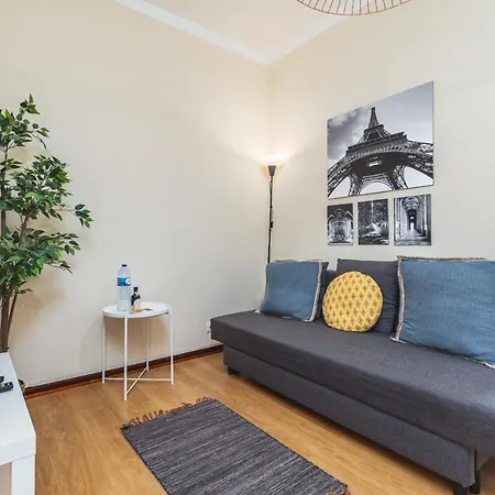 Hopstays Dragao - 120 M From Sao Roque Park Апартаменты Порту