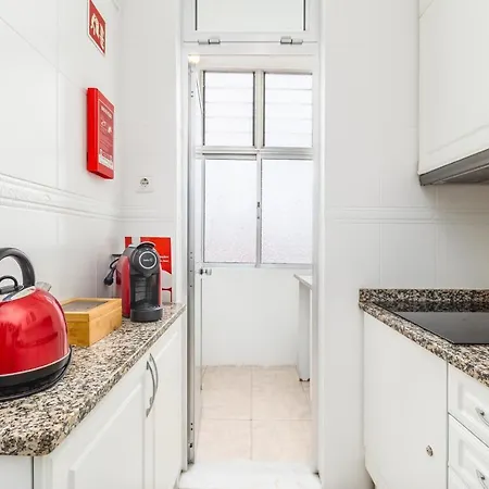 Апартаменты Hopstays Dragao - 120 M From Sao Roque Park